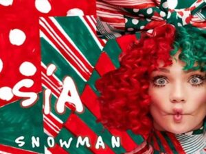 آهنگ انگلیسی Snowman از Sia به همراه متن و ترجمه مجزا