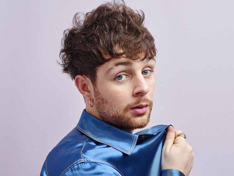 آهنگ انگلیسی Little Bit of Love از Tom Grennan به همراه متن و ترجمه مجزا