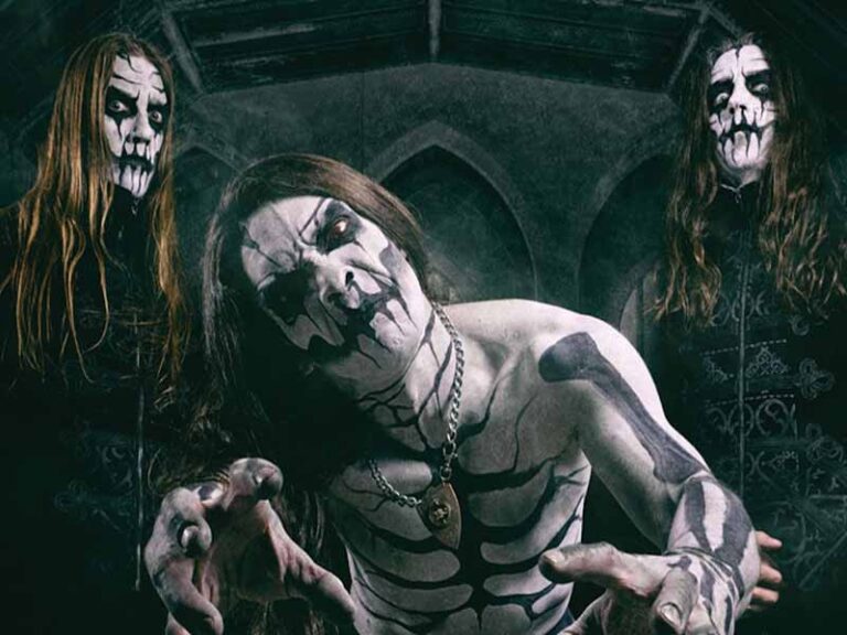 آهنگ انگلیسی Song For The Dead از Carach Angren به همراه متن و ترجمه مجزا