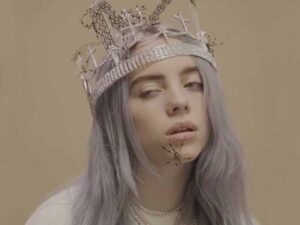 آهنگ انگلیسی You Should See Me in a Crown از Billie Eilish به همراه متن و ترجمه مجزا