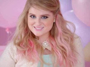 آهنگ انگلیسی All About That Bass از Meghan Trainor به همراه متن و ترجمه مجزا