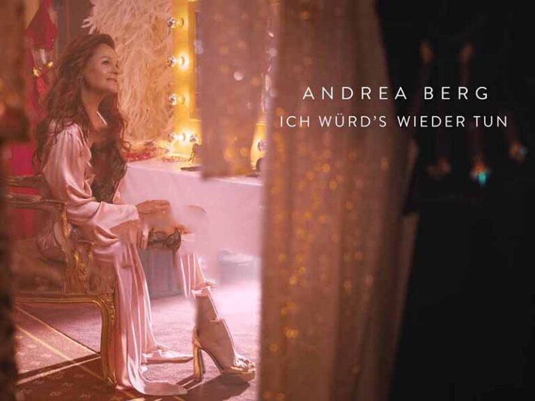 آهنگ انگلیسی I left my heart in San Francisco از Andrea Berg به همراه متن و ترجمه مجزا