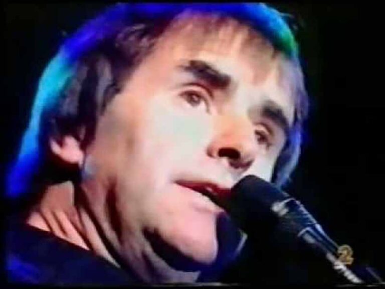 آهنگ انگلیسی Here Is Your Paradise از Chris De Burgh به همراه متن و ترجمه مجزا