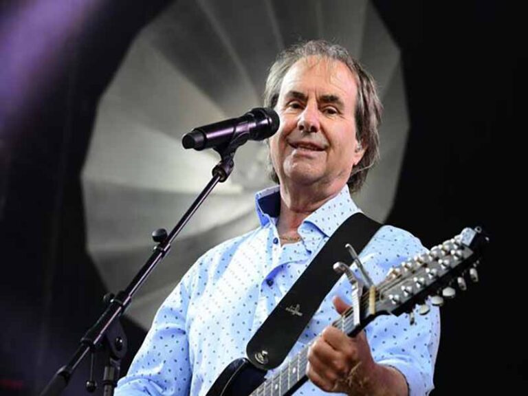 آهنگ انگلیسی Girl از Chris De Burgh به همراه متن و ترجمه مجزا