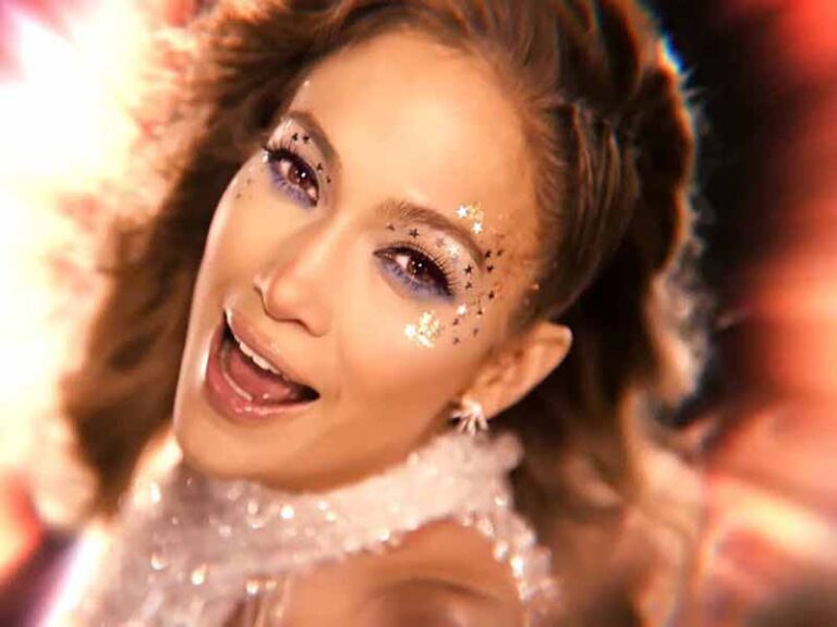 آهنگ انگلیسی Feel the Light از Jennifer Lopez به همراه متن و ترجمه مجزا