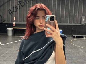 آهنگ انگلیسی Training Season از Dua Lipa به همراه متن و ترجمه مجزا