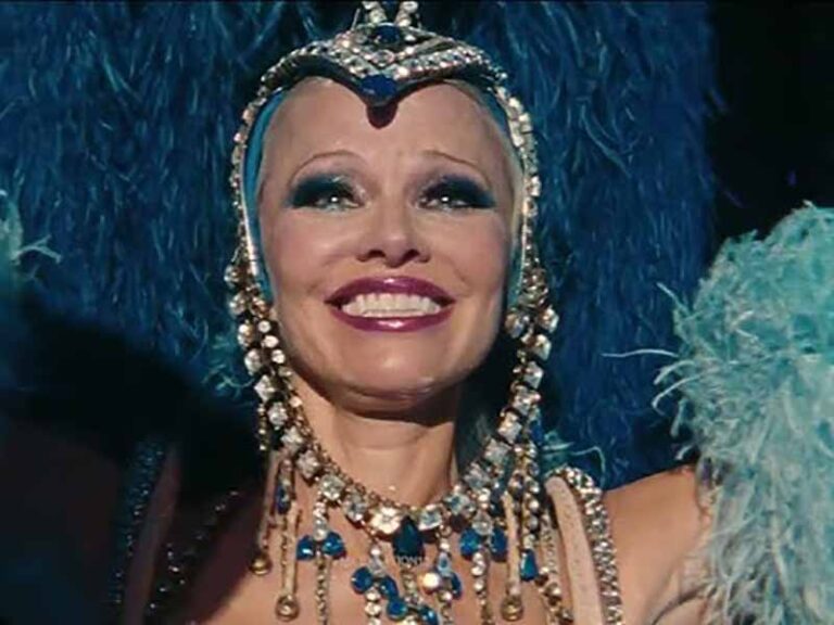 آهنگ انگلیسی Beautiful That Way از Miley Cyrus به همراه متن و ترجمه مجزا