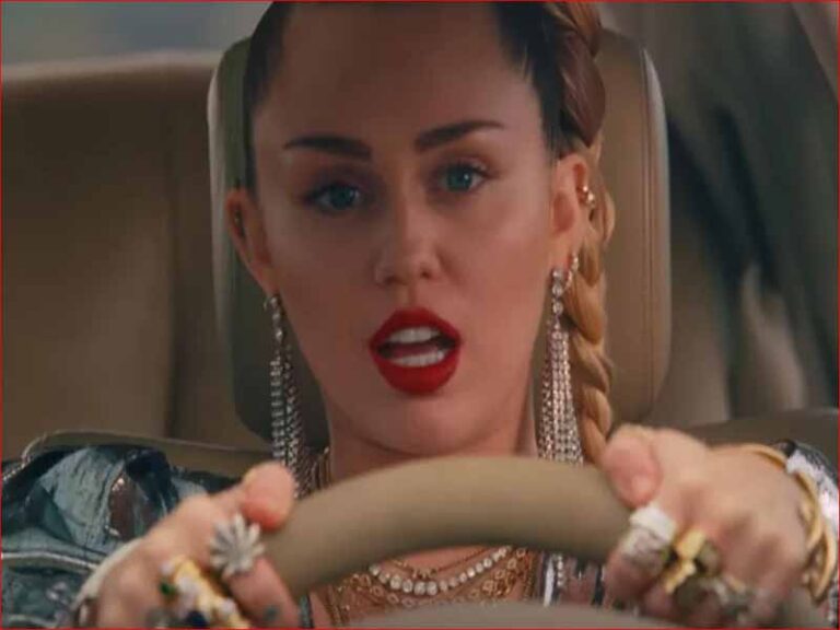 آهنگ انگلیسی Nothing Breaks Like a Heart از Miley Cyrus به همراه متن و ترجمه مجزا