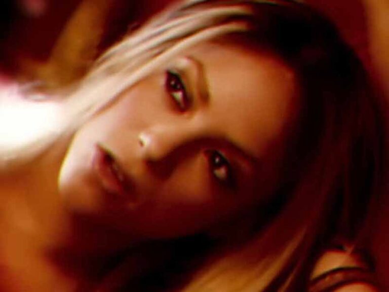 آهنگ اسپانیایی Te Dejo Madrid از Shakira به همراه متن و ترجمه مجزا