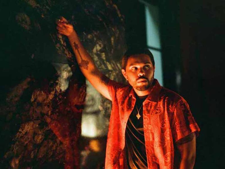 آهنگ انگلیسی Double Fantasy از The Weeknd به همراه متن و ترجمه مجزا