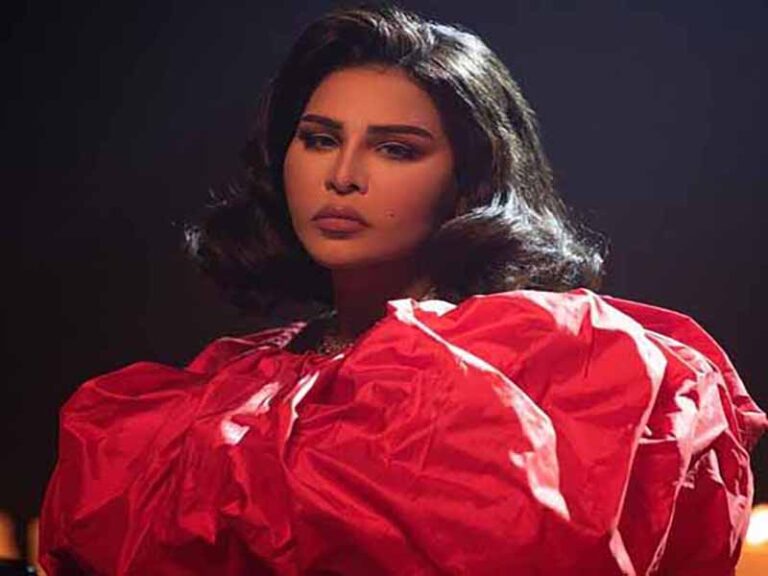 آهنگ عربی “هذا انا” از احلام به همراه متن و ترجمه مجزا