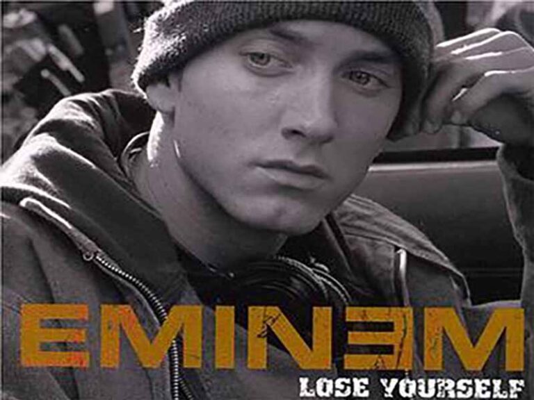 آهنگ انگلیسی Lose Yourself از Eminem به همراه متن و ترجمه مجزا
