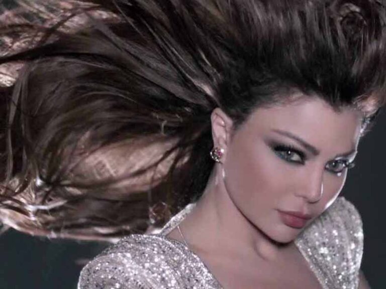 آهنگ عربی “بحبك موت” از هيفاء وهبي به همراه متن و ترجمه مجزا