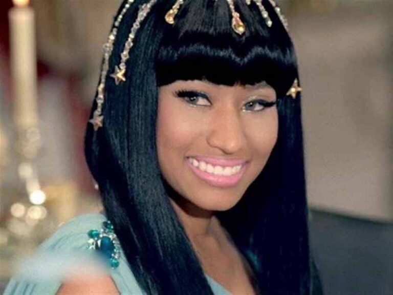 آهنگ انگلیسی Moment 4 Life از Nicki Minaj به همراه متن و ترجمه مجزا