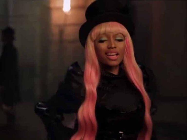 آهنگ انگلیسی Turn Me On از Nicki Minaj و David Guetta به همراه متن و ترجمه مجزا