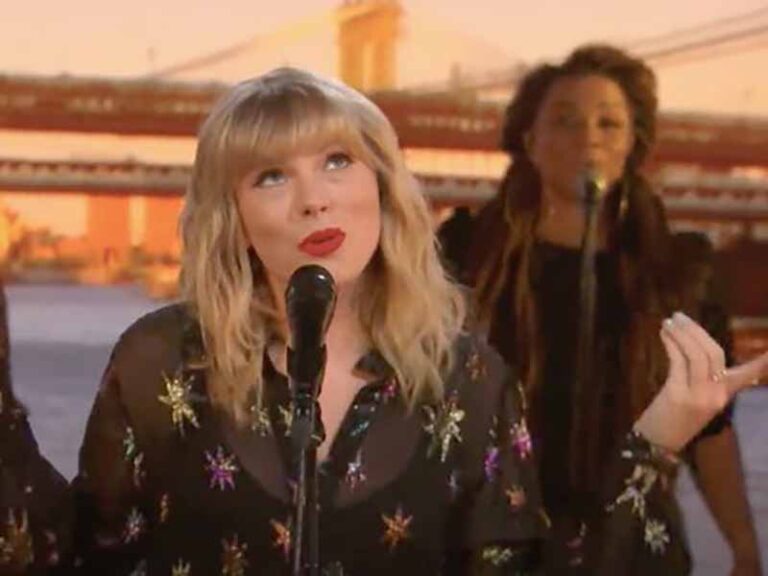 آهنگ انگلیسی London Boy از Taylor Swift به همراه متن و ترجمه مجزا