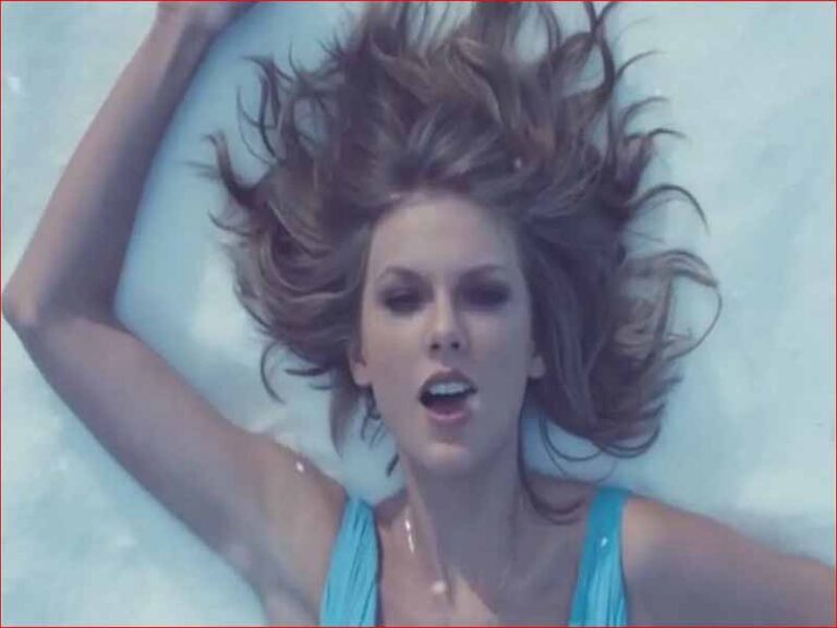 آهنگ انگلیسی Out of the Woods از Taylor Swift به همراه متن و ترجمه مجزا