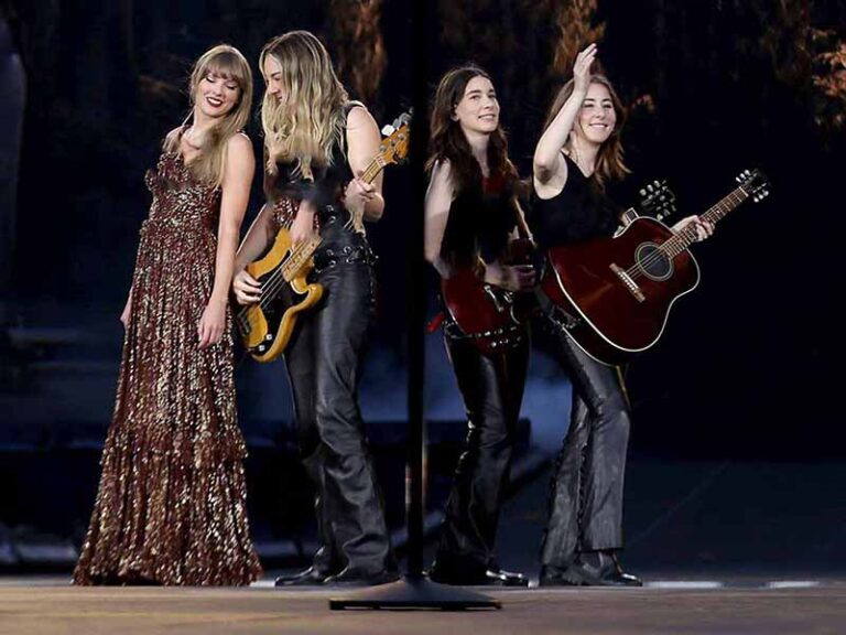 آهنگ انگلیسی no body, no crime از Taylor Swift به همراه متن و ترجمه مجزا