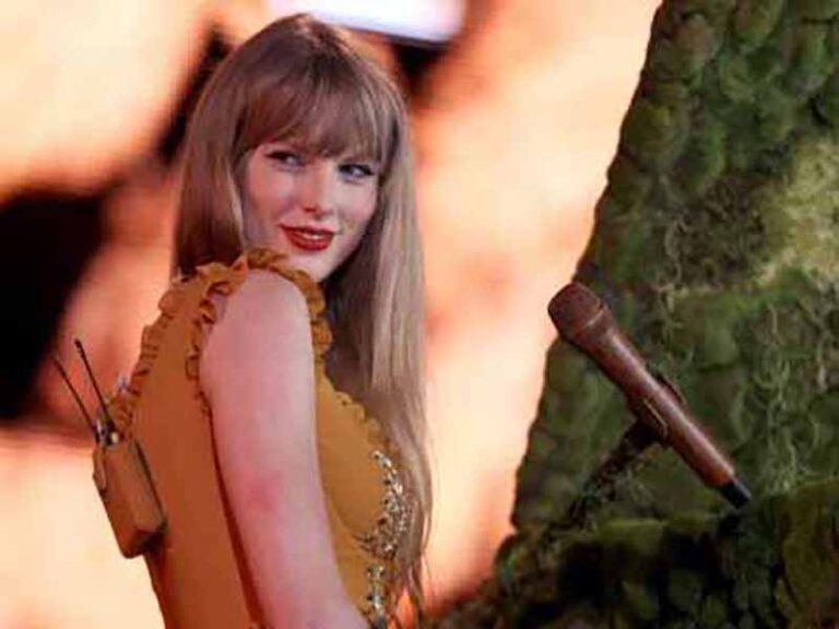 آهنگ انگلیسی gold rush از Taylor Swift به همراه متن و ترجمه مجزا