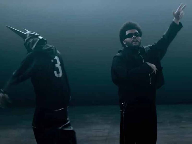 آهنگ انگلیسی Timeless از The Weeknd و Playboi Carti به همراه متن و ترجمه مجزا