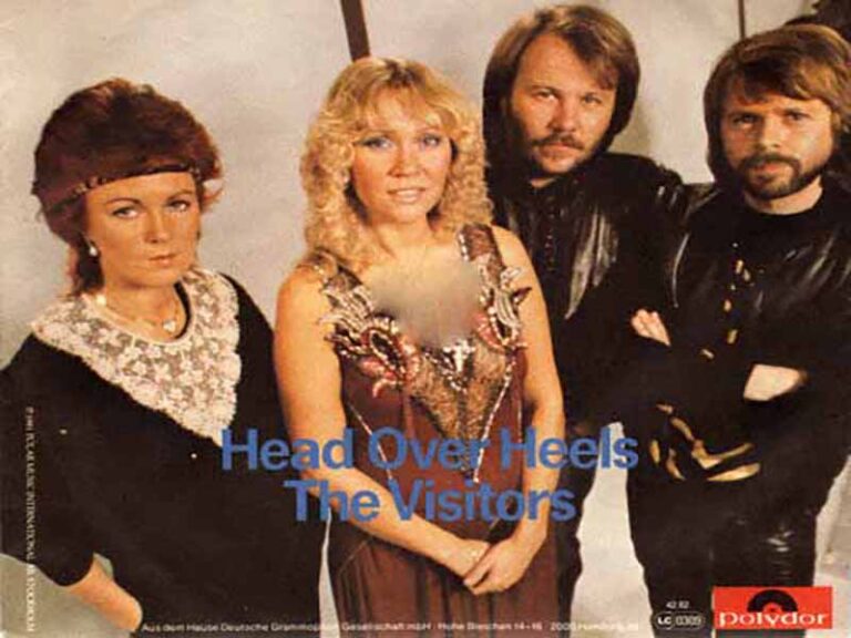 آهنگ انگلیسی Head Over Heels از ABBA به همراه متن و ترجمه مجزا