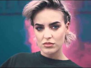 آهنگ انگلیسی Do It Right از Anne Marie به همراه متن و ترجمه مجزا