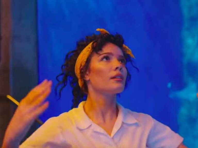 آهنگ انگلیسی clementine از Halsey به همراه متن و ترجمه مجزا