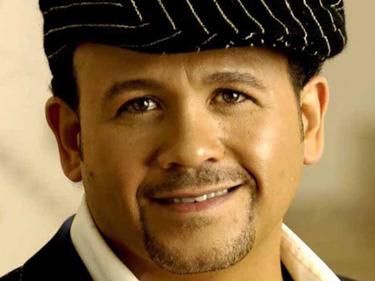 آهنگ عربی “ما تزعليش يا مصر” از هشام عباس به همراه متن و ترجمه مجزا