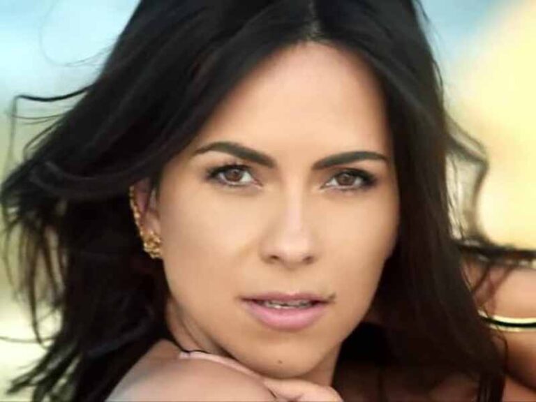 آهنگ انگلیسی Cola Song از INNA به همراه متن و ترجمه مجزا