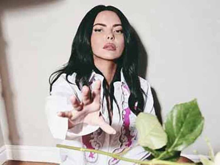 آهنگ انگلیسی Kumera از INNA به همراه متن و ترجمه مجزا