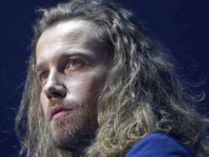 آهنگ فرانسوی J’aime pas از Julien Dore به همراه متن و ترجمه مجزا