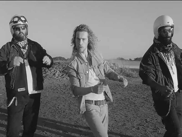 آهنگ فرانسوی Sublime & silence از Julien Dore به همراه متن و ترجمه مجزا