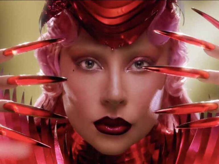 آهنگ انگلیسی Free Woman از Lady Gaga به همراه متن و ترجمه مجزا