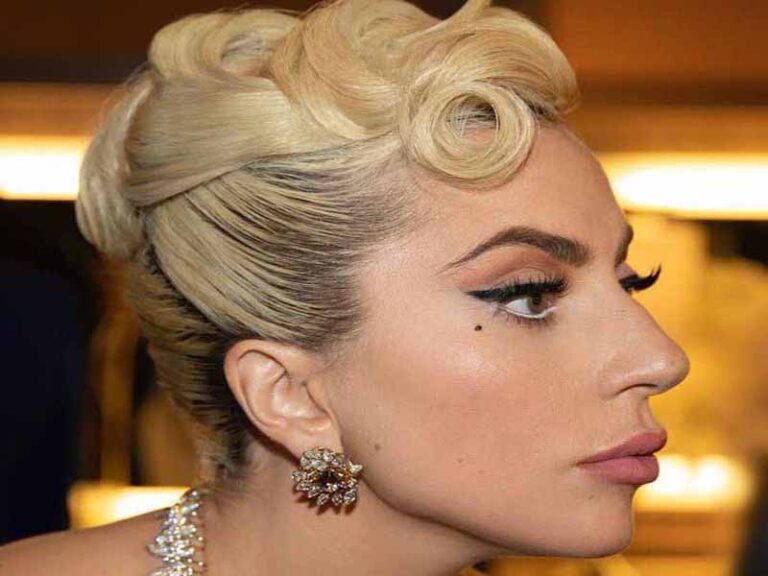 آهنگ انگلیسی If My Friends Could See Me Now از Lady Gaga به همراه متن و ترجمه مجزا