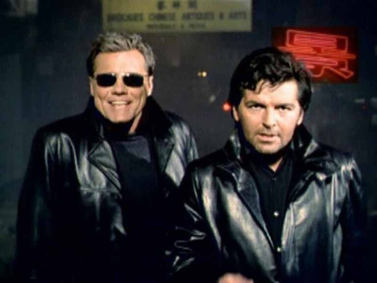 آهنگ انگلیسی China in Her Eyes از Modern Talking به همراه متن و ترجمه مجزا