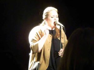 آهنگ انگلیسی  Crazy for You از Adele به همراه متن و ترجمه مجزا