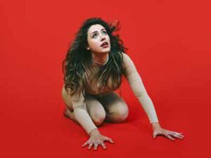 آهنگ فرانسوی Souris-moi از Al.Hy به همراه متن و ترجمه مجزا