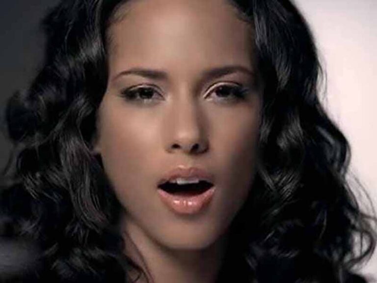 آهنگ انگلیسی Go Ahead از Alicia Keys به همراه متن و ترجمه مجزا