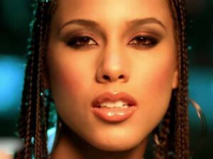 آهنگ انگلیسی How Come You Don’t Call Me از Alicia Keys به همراه متن و ترجمه مجزا