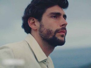 آهنگ اسپانیایی Alma de luz از Alvaro Soler به همراه متن و ترجمه مجزا