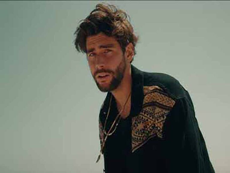 آهنگ اسپانیایی Despiertos از Alvaro Soler به همراه متن و ترجمه مجزا