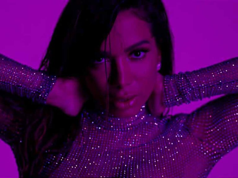 آهنگ انگلیسی Goals از Anitta به همراه متن و ترجمه مجزا