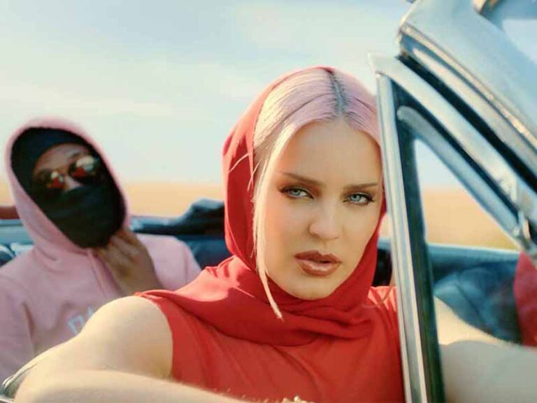 آهنگ انگلیسی Way Too Long از Anne Marie به همراه متن و ترجمه مجزا