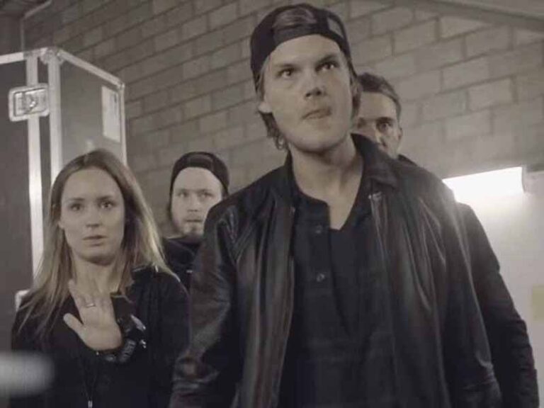 آهنگ انگلیسی Lay Me Down از Avicii به همراه متن و ترجمه مجزا