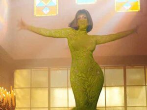 آهنگ انگلیسی CHURCH GIRL از Beyoncé به همراه متن و ترجمه مجزا