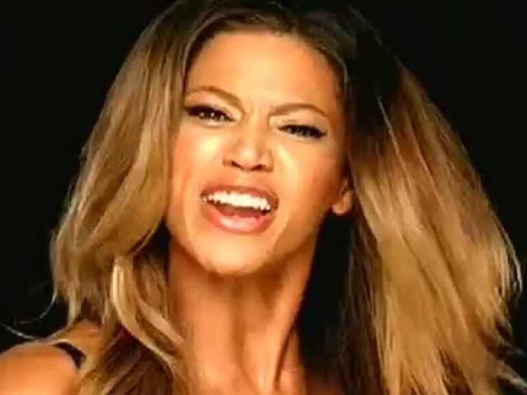 آهنگ انگلیسی Listen از Beyoncé به همراه متن و ترجمه مجزا