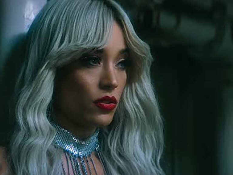 آهنگ انگلیسی Bad Tattoo از Cannons به همراه متن و ترجمه مجزا