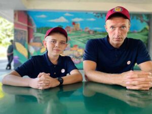 آهنگ انگلیسی Champion of the World از Coldplay به همراه متن و ترجمه مجزا