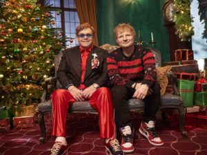 آهنگ انگلیسی Merry Christmas از Ed Sheeran و Elton John به همراه متن و ترجمه مجزا