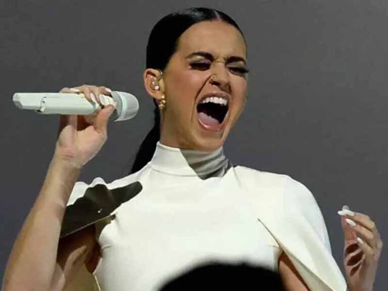 آهنگ انگلیسی By the Grace of God از Katy Perry به همراه متن و ترجمه مجزا